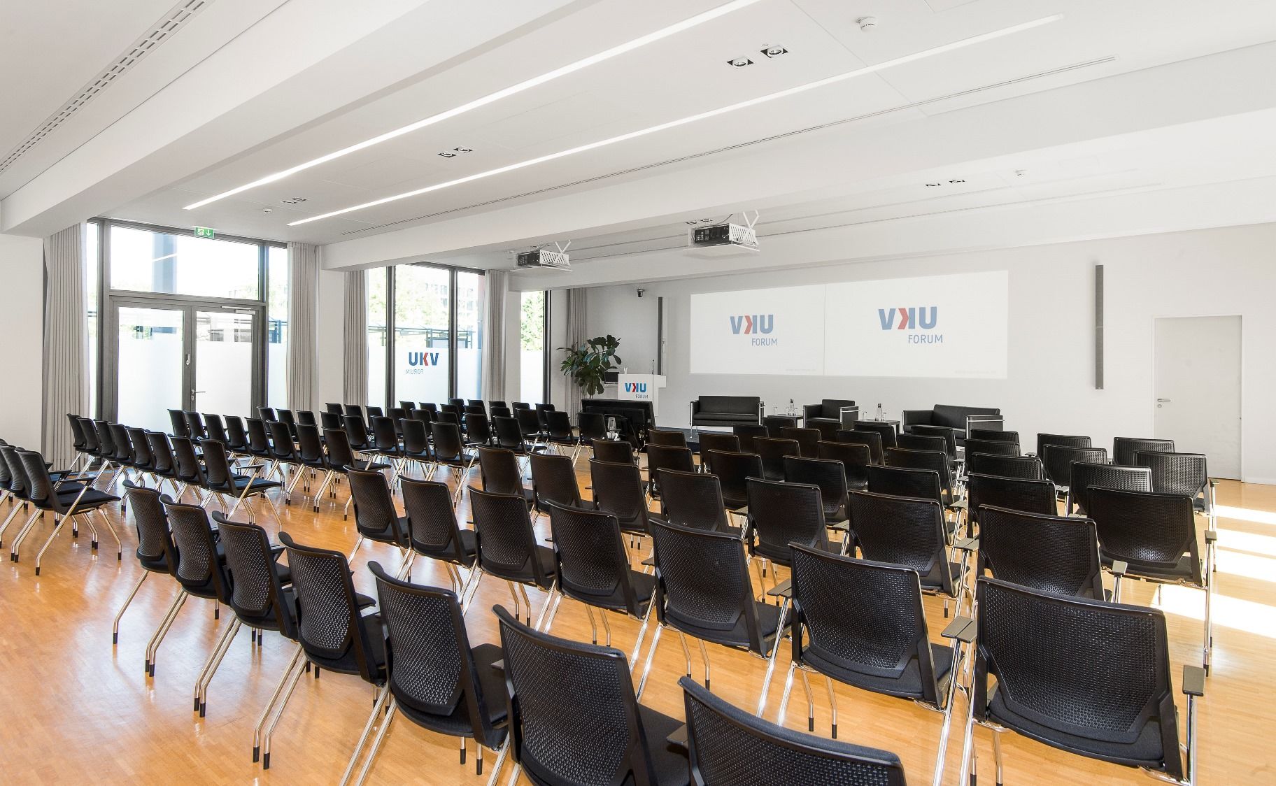 VKU Forum Raum 1