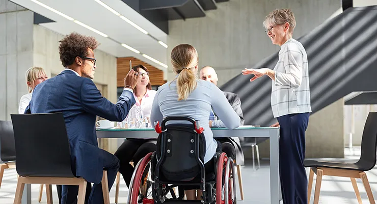 Diversität © Robert Kneschke - stock.adobe_.com_.png