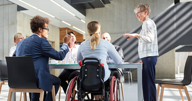 Diversität © Robert Kneschke - stock.adobe_.com_.png